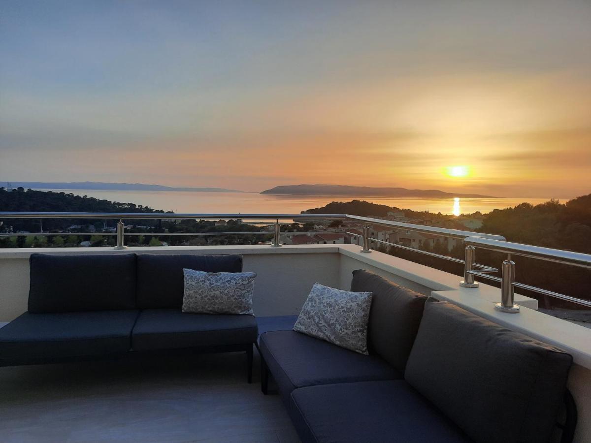 Apartment Anny De Luxe With Sea View ماكارسكا المظهر الخارجي الصورة