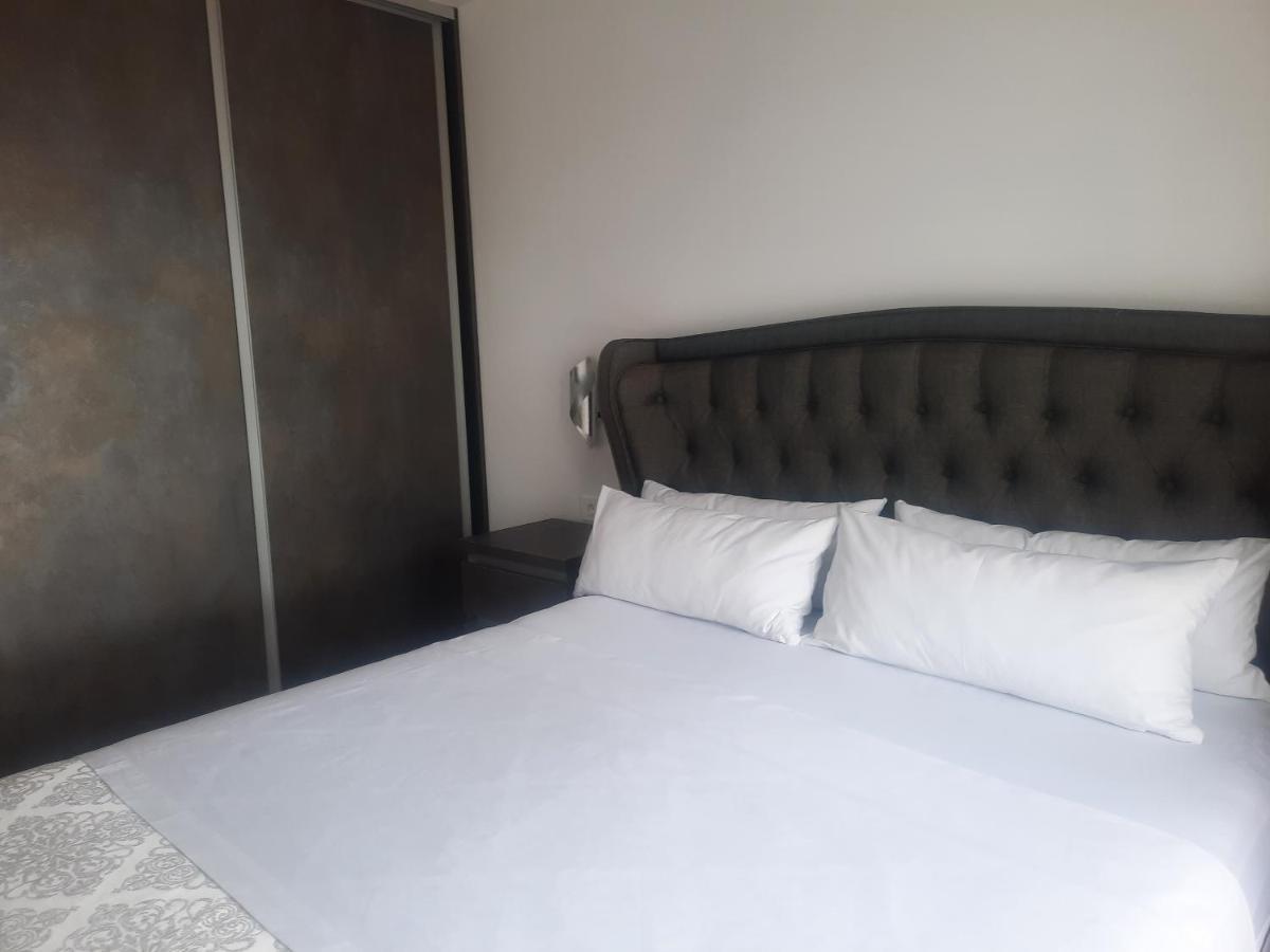 Apartment Anny De Luxe With Sea View ماكارسكا المظهر الخارجي الصورة