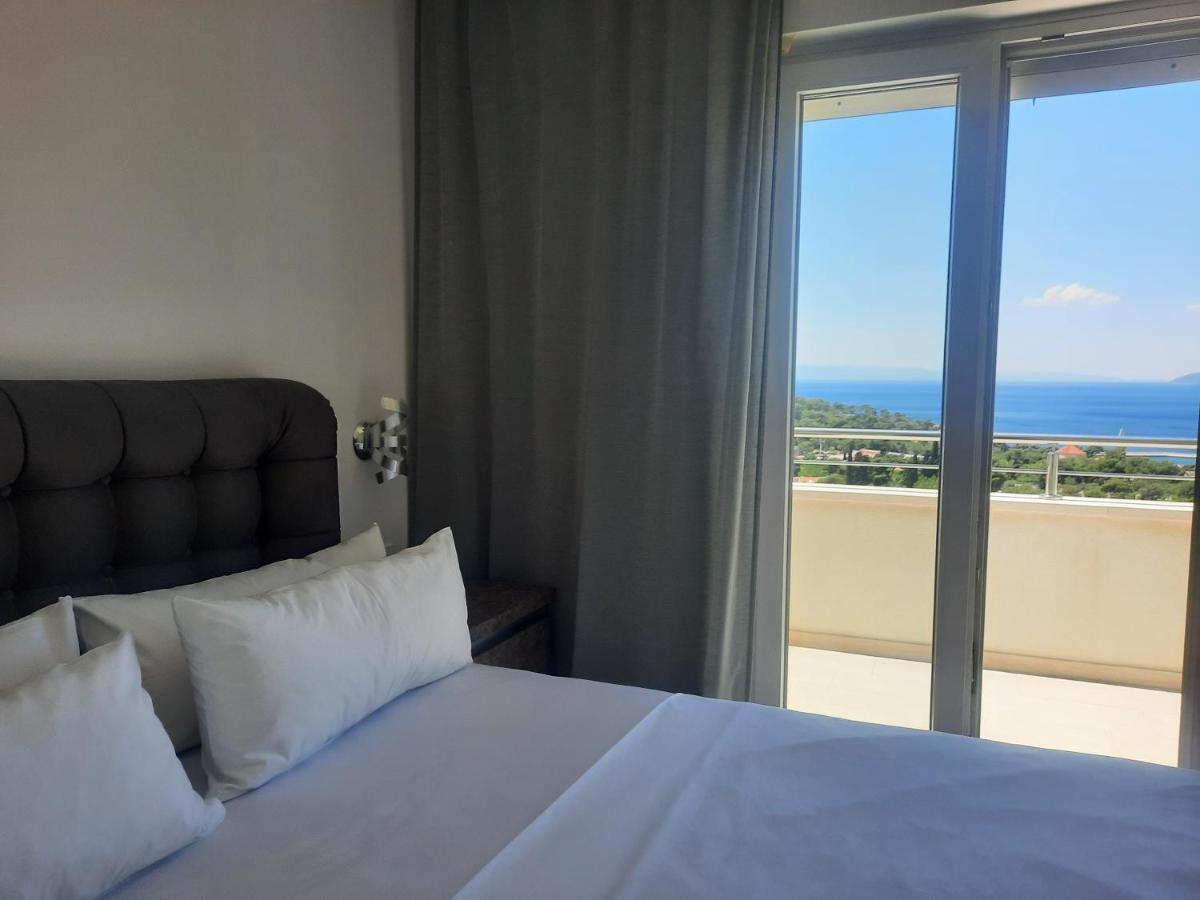 Apartment Anny De Luxe With Sea View ماكارسكا المظهر الخارجي الصورة