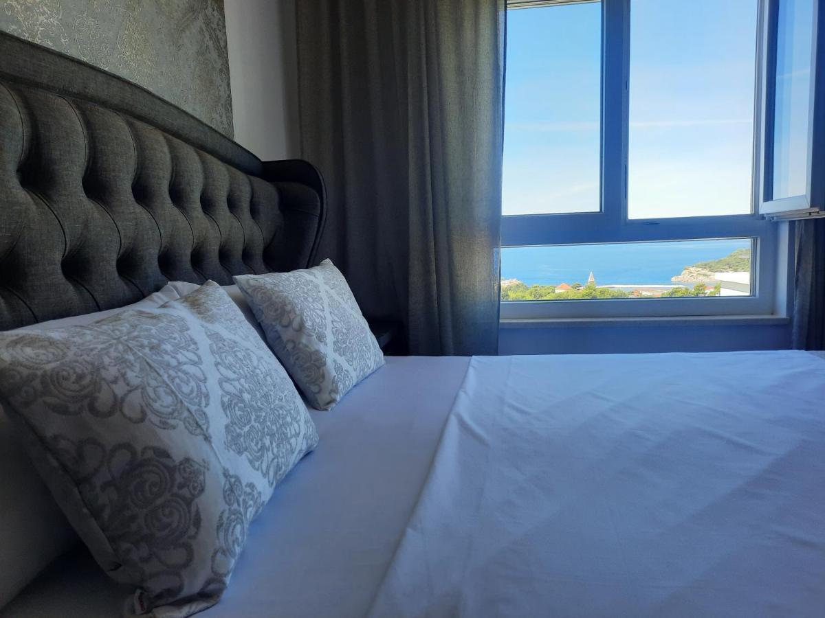 Apartment Anny De Luxe With Sea View ماكارسكا المظهر الخارجي الصورة