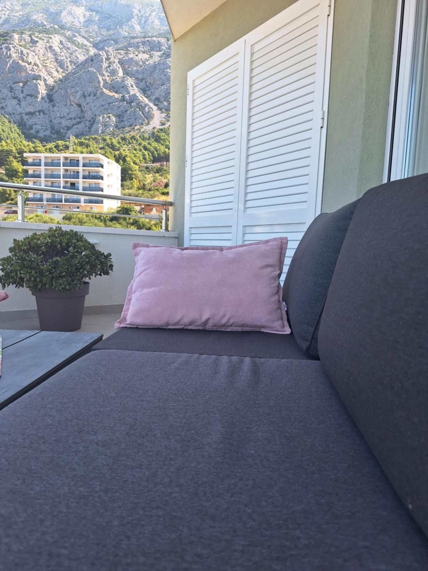Apartment Anny De Luxe With Sea View ماكارسكا المظهر الخارجي الصورة